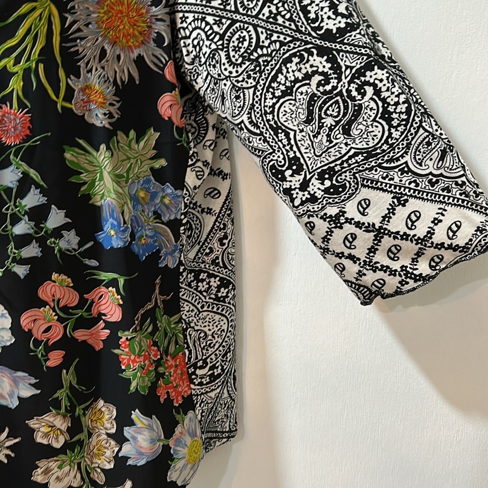 TINY ANTHROPOLOGIE BLOUSE WOMEN SIZE M BLACK MULTICOLOR FLORAL ELBOW SLEEVES - Picture 6 of 14